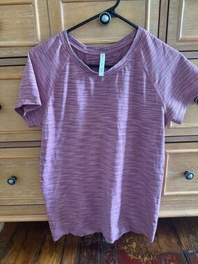 Athleta Dusty Mauve Short-Sleeve Performance Tee